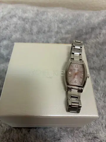 MICHEL KLEIN 실버 솔라 손목시계