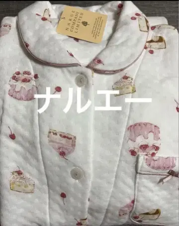 (미사용 새상품) 나루에 케이크 패턴 파자마
