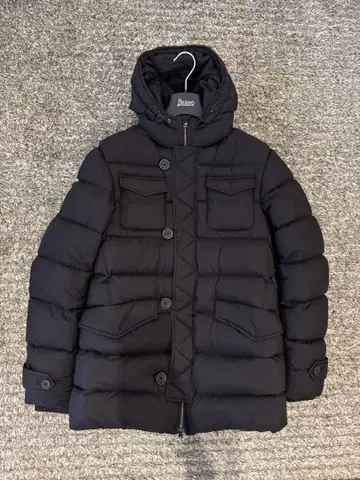 HERNO 블랙 에스키모 46