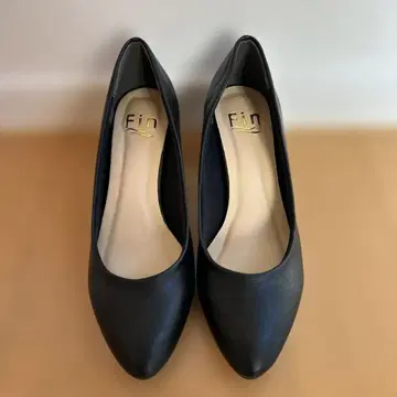 Fin 블랙 하이힐 스틸레토 취업활동 출퇴근 포멀 졸업식