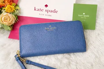 [ 일본 미발매! ] 케이트 스페이드 파랑 장지갑 핸드 스트랩 포함