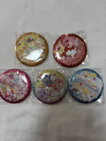 미개봉 새상품 산리오 반짝반짝 캐릭터 캔뱃지