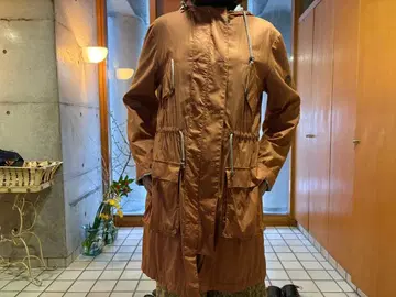 헌팅월드 후드 부착 코트