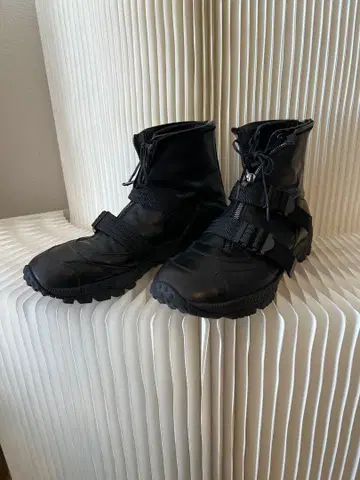 THE VIRIDI ANNE 가죽 부츠