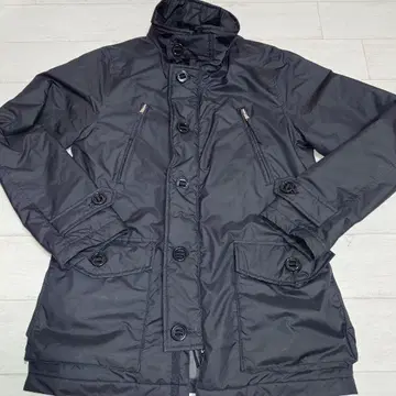 SHIPS 블랙 충전솜 다운 자켓