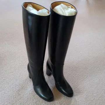 미사용 타니노 크리스치 블랙 가죽 롱 부츠 36
