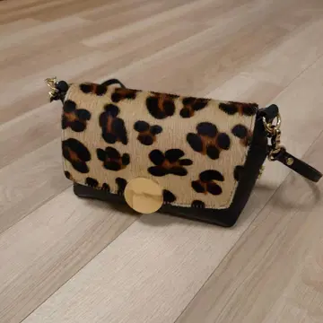 레오파드 무늬 숄더백
