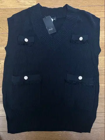 블랙 V넥 니트 베스트