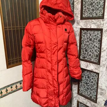 THE NORTH FACE 다운 자켓 레드