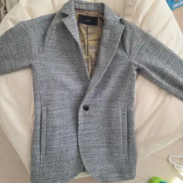 AKM 그레이 테일러드 자켓