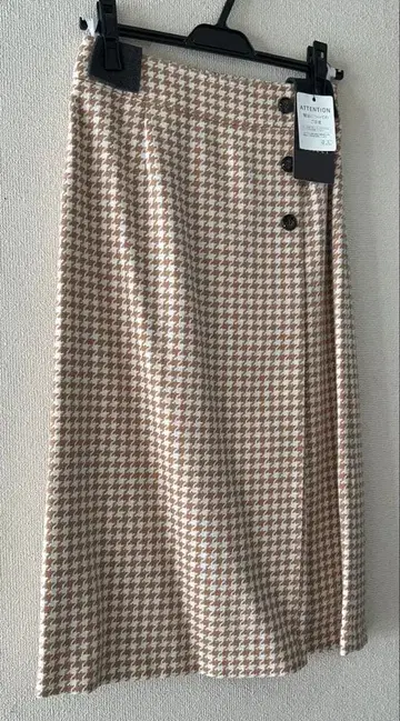 리플렉트 하운드투스 스커트 베이지 계열 울 혼방