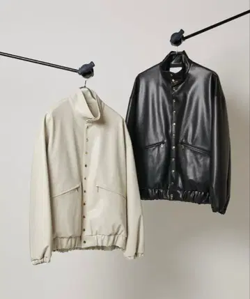 [ CULLNI / 클루니 ] exclusive 합성 가죽 스탠드 블루종