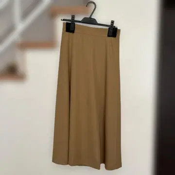 미사용 새상품 택 포함 드레스테리아 DRESSTERIOR 베이지 스커트