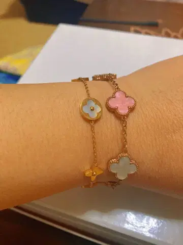 꽃 모티브 팔찌 조정 가능