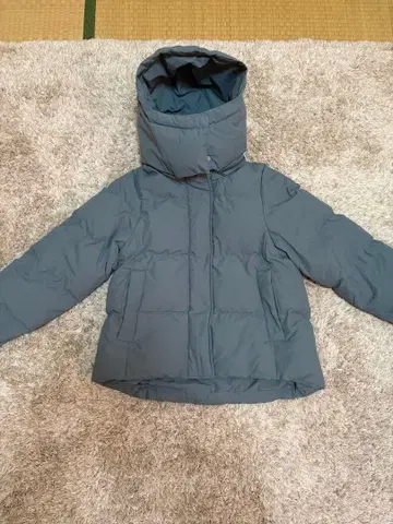 GU 다운 자켓 S 사이즈