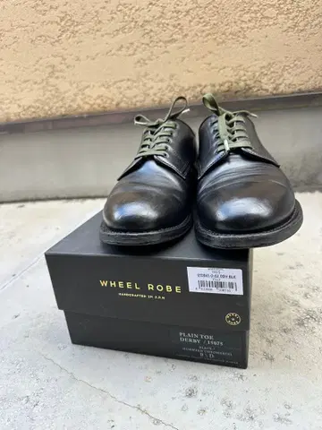 WHEEL ROBE 프렌치토 블랙