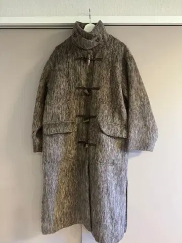 브라운 더플 코트