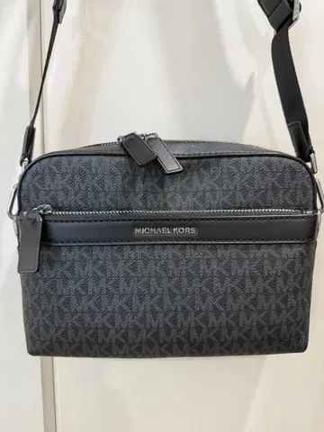 마이클코어스 숄더백 남성용