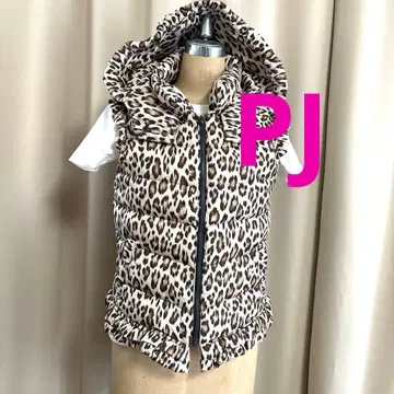 PJ. 레오파드 무늬 다운 베스트 후드 부착 미사용