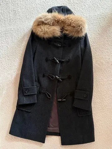 [ iCB ] 퍼 달린 더플 코트 다크 그레이