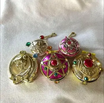 세일러문 가챠가챠 캡슐 토이 참