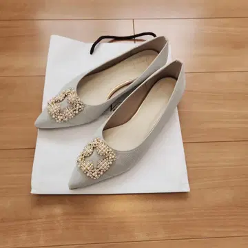 Launa Lea 그레이 비쥬 플랫슈즈 240