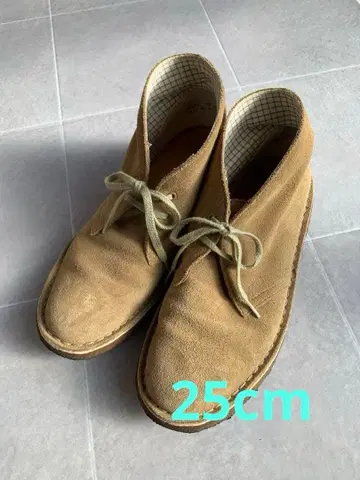 [Clarks] 여성용 오리지널 데저트 부츠 베이지