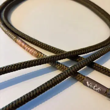 [ 미사용 새상품 ] 수축 허리띠 올리브 그린 실크 100%