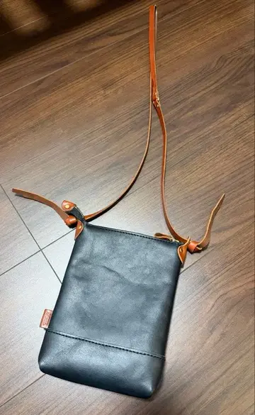 헬츠 숄더 미니백 (CP37-M)