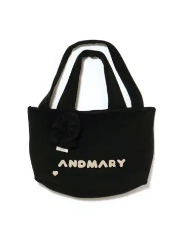 andmaryMilky pile tote bag with chouchou