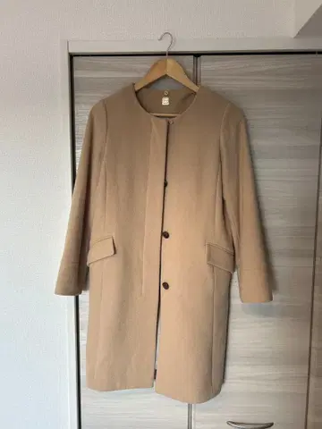 코트 노카라 베이지 미쉘클랑