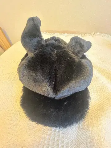 토끼 귀 퍼 모자