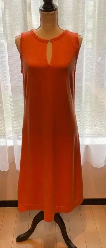 오렌지 슬리브리스 원피스 캐시미어 아크릴