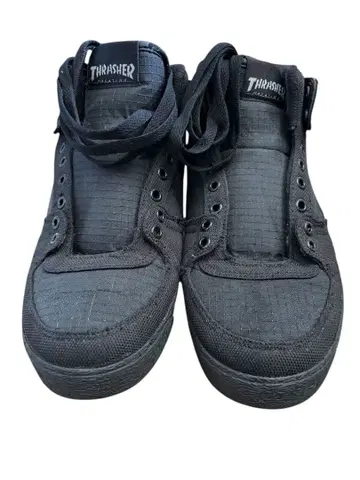 THRASHER x BUCHANAN DOG 스니커즈 미들