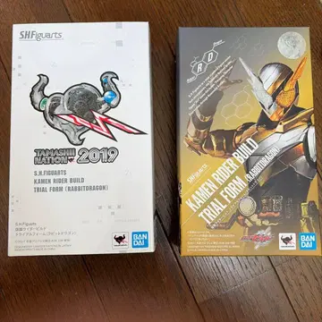 S.H.Figuarts 가면라이더 빌드 토끼 드래곤