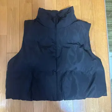 블랙 다운 베스트 하이넥