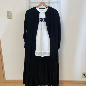 플라스테 블랙 롱 원피스