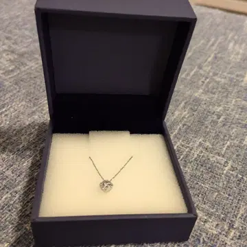 Vendome Aoyama 다이아몬드 목걸이