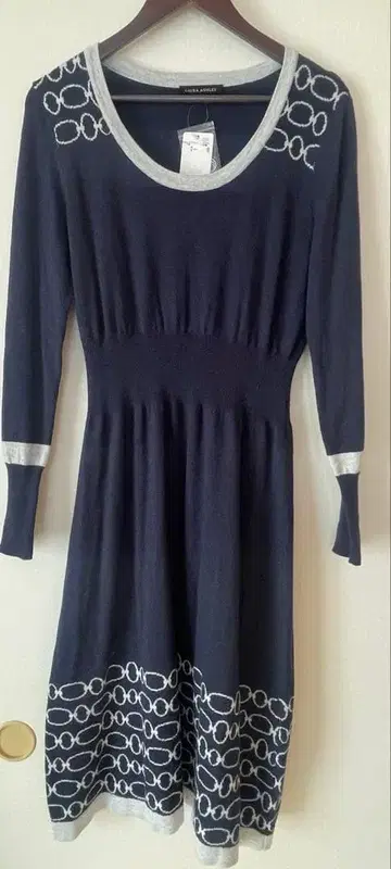 LAURA ASHLEY 네이비 보더 니트 원피스 사이즈 13