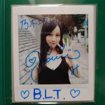 노기자카46 사인 포함 폴라로이드 사진 B.L.T. 호시노 미나미