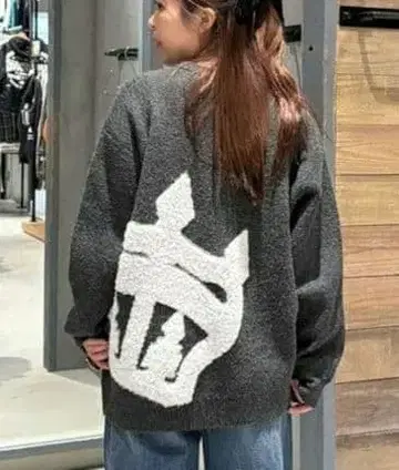 신상 빅 크라운 니트탑 블랙 FREE 4950엔