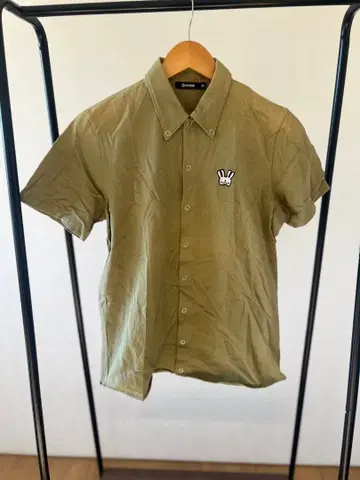 cune 반팔 워크 셔츠 올리브 레어