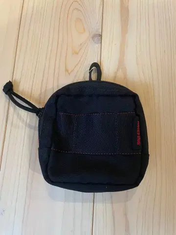 브리핑 티 마커 소품함