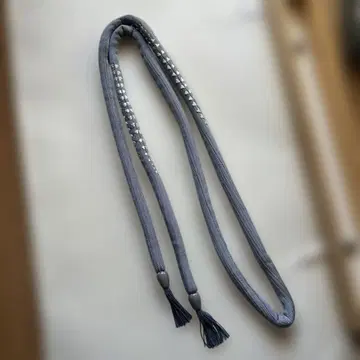 그레이 자수 허리띠