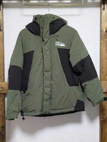 FIRST DOWN (FREAK'S STORE 별주) S사이즈