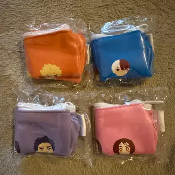 히로아카 캡슐 토이 컴팩트 파우치