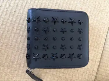 지미추 블랙 스타 스터드 접이식 지갑