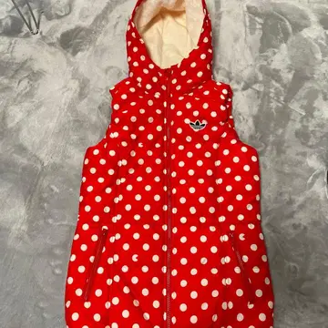 로데오 크라운 아디다스 오리지널 콜라보 충전솜 다운 베스트 자켓