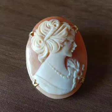 빈티지 카메오 브로치 오렌지 화이트 펜던트