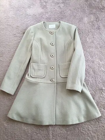 아베닐 에투알 코트 베이지 플레어 코트